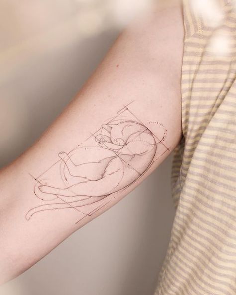 Fibonacci Cat Tattoo, Cat Tattoo Stretching, Cat Tattoo Shoulder, Cat Stretch Tattoo, Cat Fibonacci, Be Love Tattoo, Book And Cat Tattoo, Fibonacci Art Drawing, Measurement Tattoo