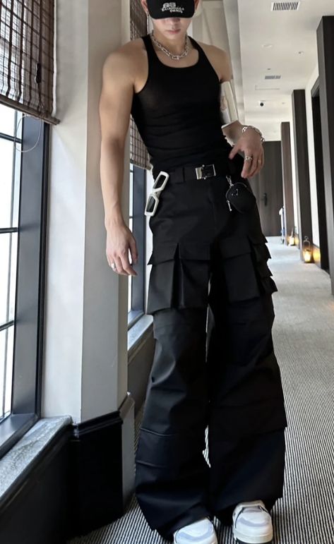 Black Dress Pants Outfit Aesthetic, Casual Alt Mens Fashion, Y2k Style Outfits Men, Alternative Streetwear Men, Incerun Men Outfit, Delinquent Aesthetic Outfit Male, Asian Male Streetwear, Male Fit Ideas, Dark Rave Outfit Men