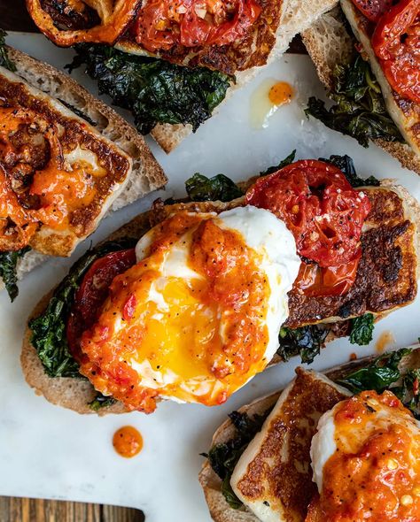 Mediterranean Breakfast, Cake Pizza, Pizza Sandwich, Pasta Food, Toasted Bread, Breakfast Toast, Bread Cake, Savory Breakfast, Toast Recipes