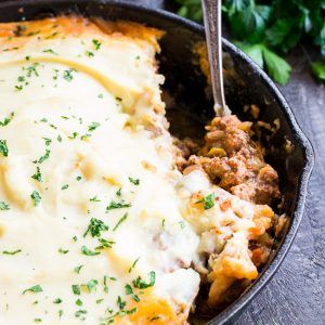 Shepherds Pie Recipe Pioneer Woman, Shepherds Pie Recipe Healthy, Dairy Free Mashed Potatoes, Paleo Running Momma, Whole30 Dinner Recipes, Shepherds Pie Recipe, Cottage Pie, Shepherd's Pie, Healthy Comfort Food