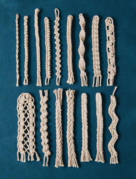 Diy Projects To Make And Sell, Macrame Fringe, Jeans Jacket, Macrame Tutorial, Macrame Knots, Macrame Art, Furniture Makeover Diy, Micro Macrame, Macrame Patterns