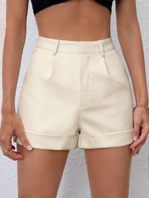 SHEIN PETITE Shorts con bolsillo oblicuo PU | SHEIN USA Short Blanco, White High Waisted Shorts, Look Con Short, Sleeveless Tops Summer, Petite Shorts, Midi Skirt Pencil, Style Noir, Pleated Shorts