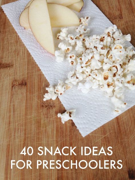 40 Snack Ideas For Preschoolers Snack Ideas For Preschoolers, Preschool Snack, Classroom Snacks, Toddler Picky Eater, Picky Toddler Meals, Ideas For Preschoolers, Toddler Dinner, Healthy Toddler Snacks, Quick Healthy Snacks