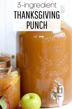 Fall Punch Recipes, Thanksgiving Recipes Drinks, Thanksgiving Punch, Apple Cider Drink, Fall Drink Recipes, Thanksgiving Dinner Ideas, Cider Drinks, Thanksgiving Menu Ideas Side Dishes, Fall Cocktails Recipes