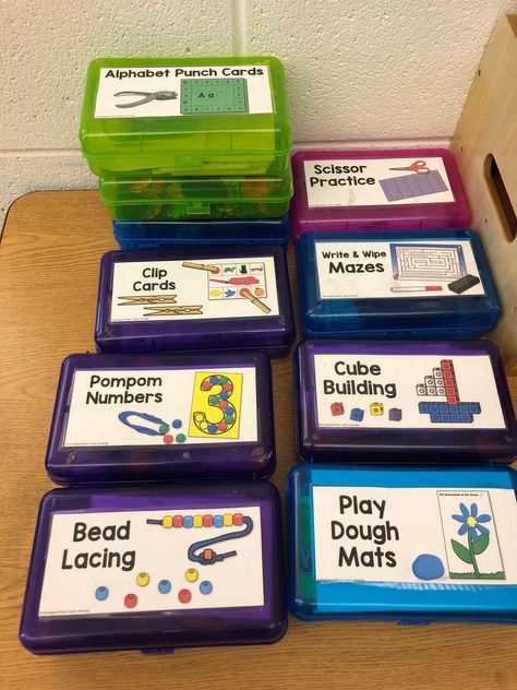 Trendy Classroom, Classroom Organization Ideas, Children Crafts, Preschool Fine Motor, Task Boxes, Aktivitas Montessori, Preschool At Home, Toddler Learning Activities, Fine Motor Activities