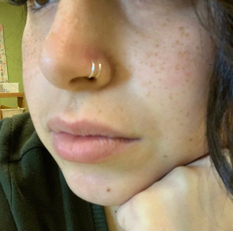 Hoop And Stud Nose Piercing Both Sides, Nose Piercing Stud Both Sides, Small Septum Piercing Hoop, Hoop Nose Ring Aesthetic, Nose Pericings, Silver Septum Piercing, Silver Nose Piercing, Nose Hoop Piercing, Silver Nose Hoop