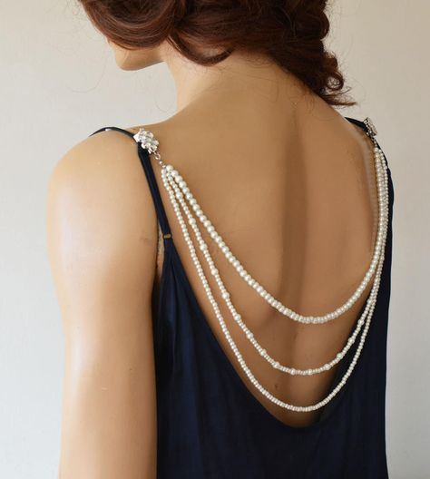 Excited to share the latest addition to my #etsy shop: Pearl Back Jewellery, Wedding Back Drape Necklace, Bridal back necklace, Bridal Backless Dress, Backdrop Drape, Dress Attachment, Bride https://etsy.me/3r6Rdm8 #wedding #pearl #women #yes #white #silver #artdeco #c Shoulder Jewellery, Pearl Bridal Headpiece, Bride Hair Piece, Flower Hair Accessories Wedding, Wedding Dress Jewelry, Shoulder Jewelry, Shoulder Necklace, Bridal Sash Belt, Backdrops Necklace