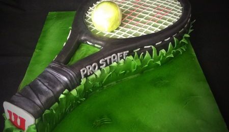 Geode Cake. - CakeCentral.com Tennis Cake, Tennis Rules, How To Play Tennis, Wilson Tennis, Tennis Serve, Tennis Party, Tennis Games, Tennis Equipment, Tennis Tips