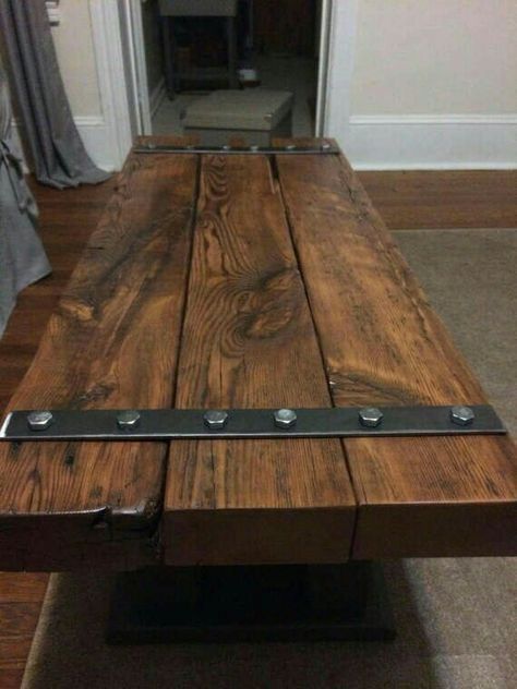 Meja Industrial, End Tables Diy, Wood Table Design, Rustic Wood Furniture, Log Furniture, Tables Diy, Repurposed Furniture Diy, Diy Furniture Table, Furniture Dining Table