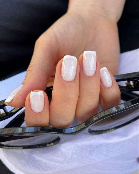 White Nails With White French Tip, French White Nails, French Nails White, White French Nails, Gel Nails French, Milky Nails, Wow Nails, French Manicure Nails, Subtle Nails