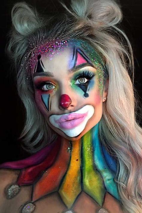 Here are 101 killer Halloween makeup ideas that require just your cosmetic stash and a little patience. Nem Halloween Makeup, Makeup Zombie, Fantasy Make-up, Halloween Gesicht, Make Carnaval, Halloweenský Makeup, Rainbow Halloween, Halloween Make-up Looks, Kostuum Halloween