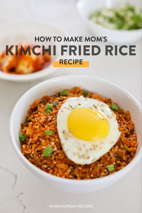 How to Make Mom's Easy Kimchi Fried Rice Recipe (김치 볶음밥 레시피) Kimchi Fried Rice Recipe, Easy Kimchi, Kimchi Fried Rice, K Food, Fried Rice Recipe, Recipe For Mom, Asian Cooking, Rice Recipe, Korean Food