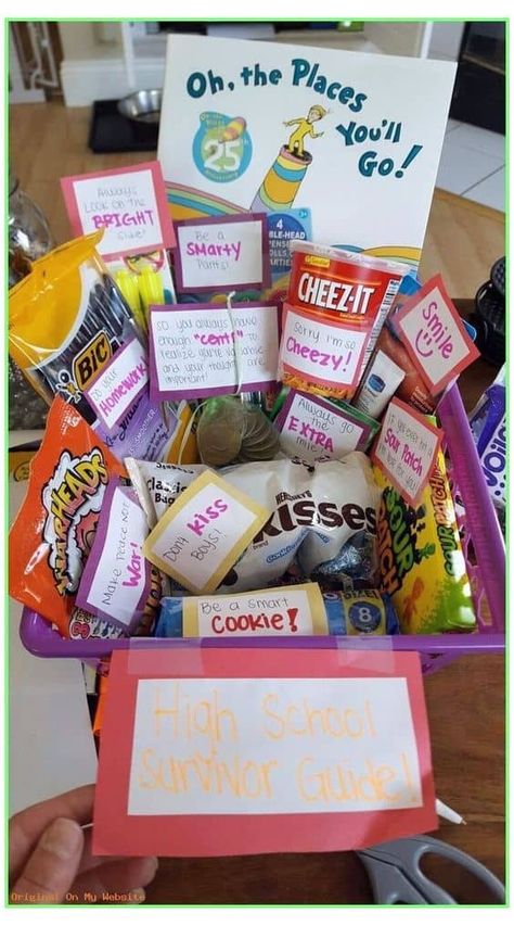 37 Graduation Gift Basket Ideas - Hairs Out of Place Graduating Senior Gift Ideas, Graduation Gift Ideas Basket, Fifth Grade Promotion Ideas, Promotion Gifts 8th Grade, 8th Grade Teacher Gifts, 5th Grade Promotion Party Ideas, 6 Grade Graduation Ideas, Grad Party Gift Ideas, Middle School Promotion Gifts