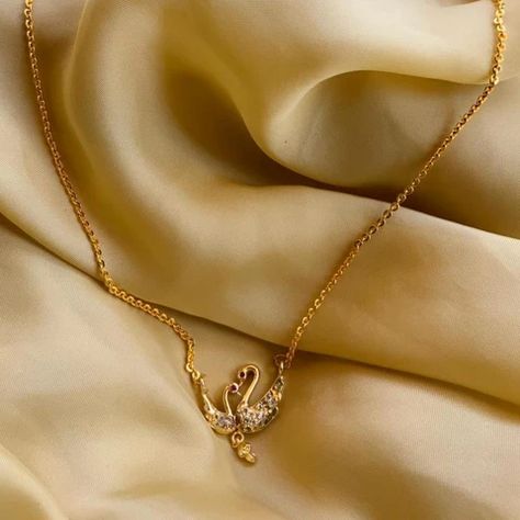 Swan chains, Swan chain wholesaler, Rose gold swan chain, Swan chain D – Abdesignsjewellery Daily Wear Gold Chains For Women Indian, Gold Pendants For Men, Gold Swan, Simple Jewellery, Bali House, Gold Chain Earrings, Fancy Jewelry Necklace, Small Girl, Beautiful Gold Necklaces