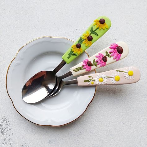 Set of teaspoons with flowers, Polymer clay handmade spoons, Gift for mother, Table decor, Teaspoons for dessert, coffee, tea Flowers Polymer Clay, Gift For Mother, Eat Dessert, Clay Jewelry, Spoons, Flatware, Table Decor, Mother Gifts, Coffee Tea