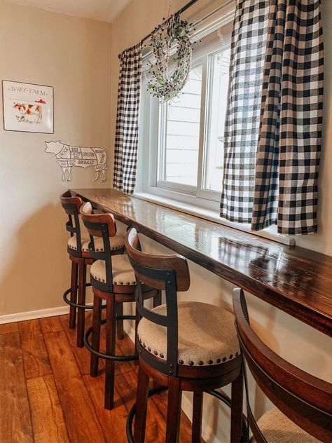 Bar Table In Front Of Window, Bay Window Bar Seating, Bar Under Window In Kitchen, Kitchen Window Bar Counter, Bay Window Bar, Window Bar Seating, Kitchen Window Bar, Bar Window, Tiny Kitchen Design