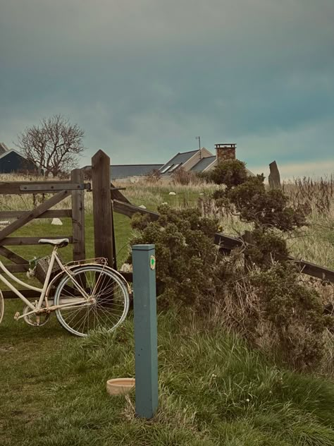 Ireland Countryside Aesthetic, Irish Mythology Aesthetic, Irish Catholic Aesthetic, Ireland Aesthetic Irish Cottage, Irish Culture Aesthetic, Ireland Core, Irish Core, 1930 Aesthetic, Irish Aesthetic