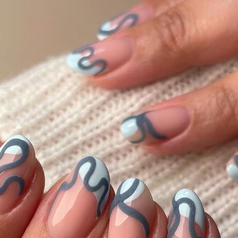 Lauren on Instagram: "Denim on denim vibes 👖 • @dndgel Surfs Up 2535, and Goodie Bag 321 • • • #nails #nailinspo #springnails #texturednails #3dnails #swirlnails #bluenails #dndgelpolish #dndgel #dndgelpartner" Denim Nails Ideas, Surf Nails, Denim Nails, J Nails, Dnd Gel Polish, Denim On Denim, Girls Nails, Surfs Up, 3d Nails