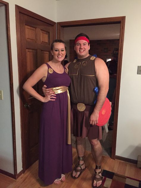 Hercules and Meg DIY costume Hercules Costume Diy, Meg Costume Hercules, Meg Costume, Hercules Costume, Disney Couple Costumes, Meg Hercules, Disney Costumes Diy, Best Diy Halloween Costumes, Halloween Costumes Diy Couples