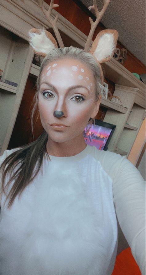 Deer costume Face paint Easy Deer Face Paint Halloween, Doe Deer Face Paint, White Deer Costume, Easy Deer Face Paint, Woodland Animal Face Paint, Moose Face Paint, Sven Face Paint, Deer Face Paint Halloween, Women’s Deer Costume