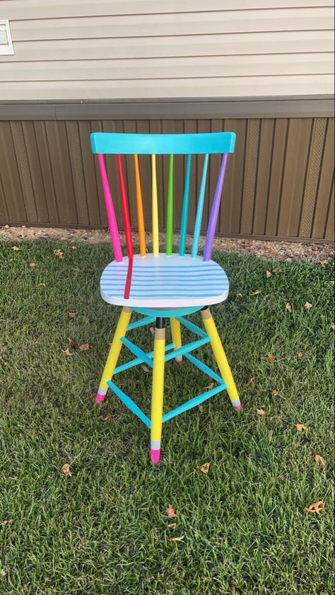 Birthday Chair Classroom, Rocking Chair Classroom, Authors Chair Classroom, Painted Classroom Chair, Teacher Chairs For Classroom Diy, Teacher Chair Ideas, Teacher Painted Chair, Diy Teacher Chair, Teacher Stools Painted Diy