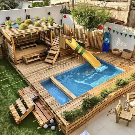 Pallet Playground, Pallet Pool, Dream Backyard Pool, Diy Pallets, House Makeovers, Pool Life, Above Ground Pool Landscaping, Backyard Playground, Backyard Diy Projects