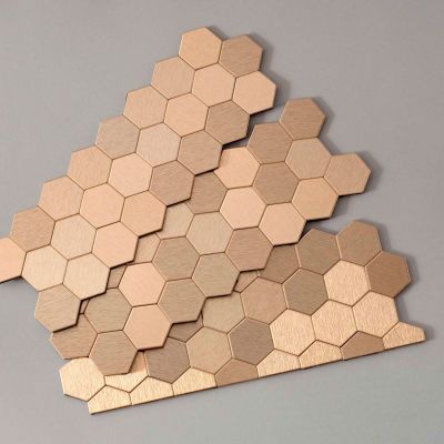 Aspect Honeycomb Matted 12" X 4" Brushed Champagne Metal Decorative Tile Backsplash - A98-51 | B2329250 - GLOBALindustrial.com Modern Backsplash With Black Cabinets, Copper Peel And Stick Backsplash, Gold Peel And Stick Backsplash, Mixed Tile Backsplash Kitchen, Creative Backsplash Ideas Kitchen, Vinyl Backsplash Kitchen, Colorful Backsplash Kitchen, Cheap Kitchen Backsplash Ideas, Copper Backsplash Kitchen