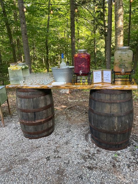 Wedding Barrel Bar, Outdoor Drink Station, Rustic Wedding Bar, Outdoor Wedding Bar, Barrel Wedding Decor, Whiskey Barrel Bar, Wedding Drink Station, Barrel Wedding, Drink Display