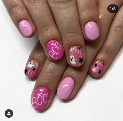 Halloween Designs On Natural Nails, Pink Disney Halloween Nails, Cute Girly Halloween Nails, Kids Nails Halloween, Pink Halloween Gel Nails, Pink Halloween Short Nails, Cute Halloween Disney Nails, Minnie Halloween Nails, Cute Halloween Nails For Kids