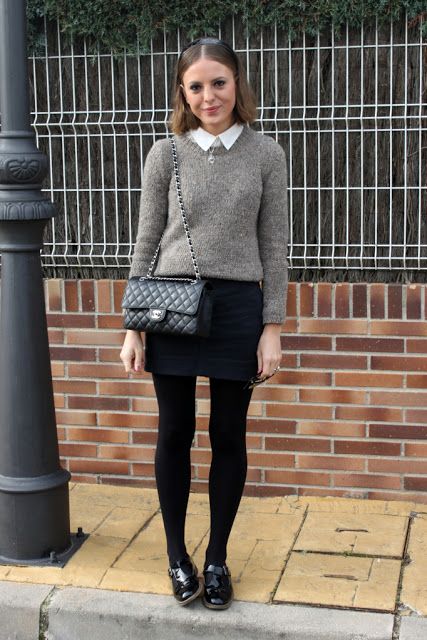 http://trini-g.com/ 2011 Outfits, Mango Sweater, American Apparel Skirt, Tights Outfit, Black Tights, Looks Style, Preppy Outfits, Preppy Style, Moda Casual