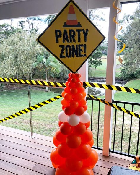 Food Construction Party, Construction Birthday Party For Men, Construction Birthday Party 1st, 3rd Birthday Digger Party, Forklift Birthday Party, Dig In Birthday Party, Construction Theme Party Outfits, Trucks Theme Birthday Party, Construction Birthday Photo Booth