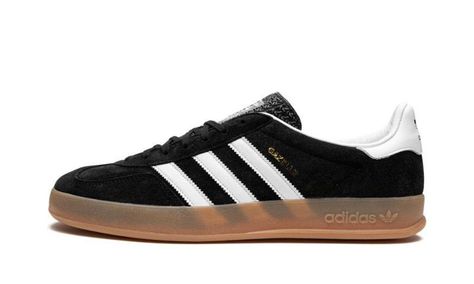 Men's Adidas Gazelle Indoor Shoes - Black - Low-top trainers Gazelle Indoor H06259. Rubber/Calf Suede/Fabric. Adidas Shoes Gazelle, Black Gazelles, Samba Gazelle, Gum Shoes, Adidas Gazelle Indoor, Shoes Streetwear, Jordan New, Spaghetti Strap Bodycon Dress, Sneakers And Socks