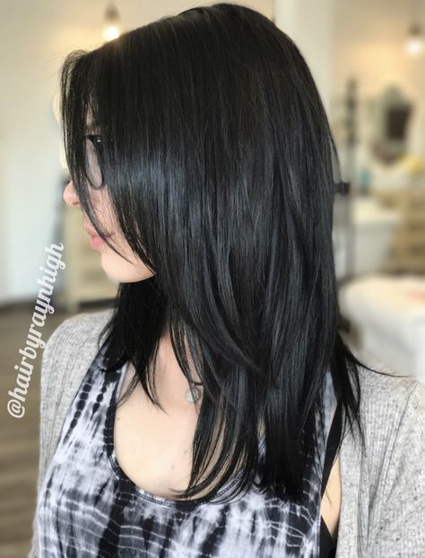 Black Hair Layers, Black Hair Haircuts, Benefits Of Baking Soda, Medium Black Hair, Straight Black Hair, Stronger Hair, School Hair, Healthier Hair, Haircut Hairstyle