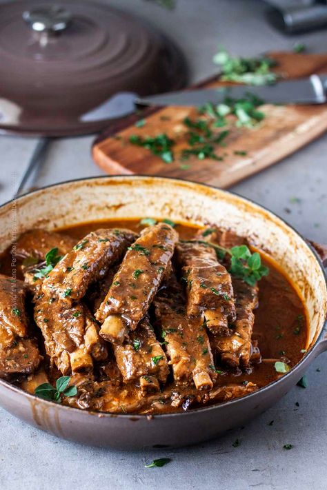 Braised Spare Ribs Recipe, Braised Spare Ribs, Pork Spare Ribs Recipe, Braising Recipes, Braised Pork Ribs, Pork Spare Ribs, Cooking With Beer, Braised Lamb, Pork Rib Recipes