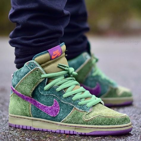 Nike Dunk High Premium, Forest Vintage, Nike Sb Dunk High, Sb Dunk High, Blond Amsterdam, Nike Elite Socks, Stefan Janoski, All Nike Shoes, Shoes Sneakers Jordans