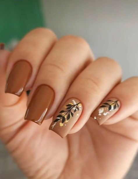 Cafe Nails Design, Marron Nails Designs, Nail Art On Nude Nails, Uñas Color Nude, Nude Nail Art Designs, Cafe Nails, Uñas Color Cafe, Simple Fall Nails, Elegant Nail Art