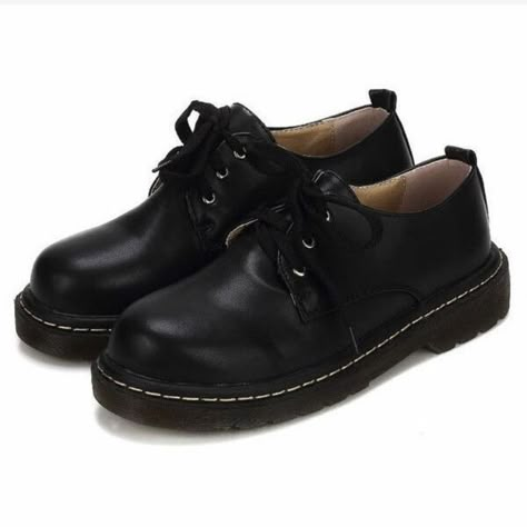 Black Lace Up Flats, Black Lace Shoes, Black Flat Shoes, Black Lace Up Shoes, Black Oxford Shoes, Dr Shoes, Lace Flats, Oxford Shoe, Flat Pumps