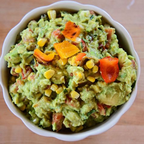 Gameday Guacamole By Ree Drummond Spicy Mango Bbq Turkey Meatballs, Strawberry Cobbler Squares, Ina Garten Guacamole Recipe, Bbq Turkey Meatballs, Food Network Recipes Pioneer Woman, Ree Drummond Recipes, Bbq Turkey, Pepper Relish, Salsa Guacamole