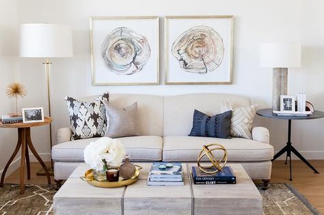 4 Practical Tips That Will Have You Mixing Decor Styles With Confidence Mismatched Side Tables, Different Decorating Styles, Living Room Lighting Tips, Styl Hampton, Alice Lane, Muebles Living, Trendy Living Rooms, Transitional Living Rooms, Blog Ideas