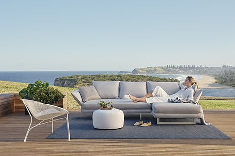 Zaza Outdoor sofa by King Living Outdoor Balcony Furniture, Outdoor Furniture Australia, Furniture Australia, Sofa Outdoor, Outdoor Range, Outdoor Balcony, Balcony Furniture, News Magazine, Australian Homes