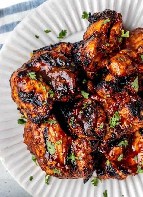 These grilled BBQ chicken thighs are marinated and glazed in a sweet and smoky BBQ marinade and grilled to perfection. Delicious and so easy! Bbq Boneless Chicken Thighs, Grilled Chicken Thighs Boneless, Bbq Chicken Marinade, Chicken Thigh Marinade, Best Bbq Chicken, Easy Bbq Recipes, Easy Bbq Chicken, Bbq Chicken Thighs, Bbq Marinade