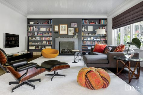 15 Ways To Style Eames Chairs In Your Home - Luxe Interiors + Design Eames Lounge Chair Living Room, Eames Chair Living Room, Bedroom Nook, Iconic Chairs, Lounge Chairs Living Room, Architecture Home, Eames Chairs, Open Living Room, Luxe Interiors