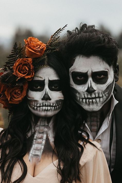 Halloween Wedding Makeup, Spooky Wedding, Paint Pumpkins, Halloween Makeup Sugar Skull, Halloween Chic, Halloween Shoot, Dead Bride, Candy Skull, Creepy Halloween Makeup