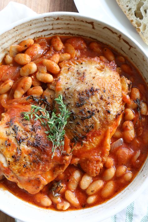 Stewed Chicken with Tomatoes and White Beans White Beans And Tomatoes, Chicken With White Beans, Baked Tomato Recipes, Chicken With Tomatoes, Beans And Tomatoes, Stewed Chicken, White Bean Recipes, Baked Tomatoes, Bean Stew