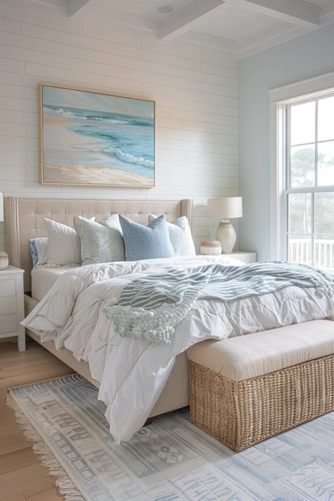 29 Coastal Bedroom Ideas to Create Your Dream Seaside Retreat Blue And Cream Bedroom, Costal Bedroom, Coastal Room Decor, Modern Coastal Bedroom, Light Blue Bedroom, Lake House Bedroom, Beachy Bedroom, Coastal Bedroom Decorating, Beachy Room