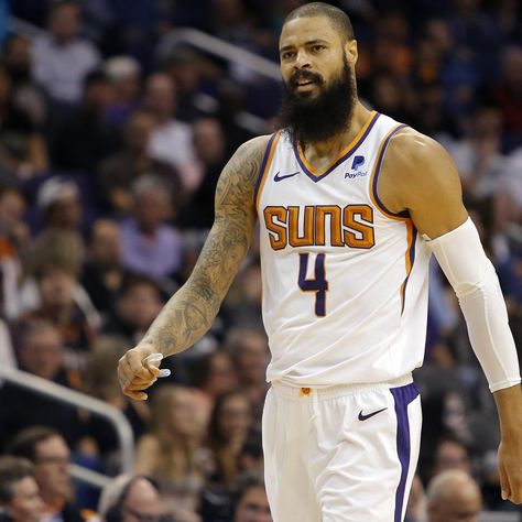 Tyson Chandler, Nba Season, Phoenix Suns, Sports Business, Give Back, Business News, 1 Million, Phoenix, Nba