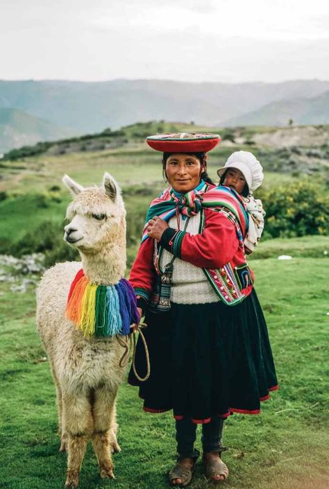 A land where one could spend a hundred lifetimes exploring, Peru is a place of dreams and lore. Don't forget about the wildlife–llamas are quite popular is some areas. Peru Llama, Backpacking Peru, Peru Culture, Hiking Peru, Native American Home, Peru Beaches, Birth Art, Americana Art, Arte Popular