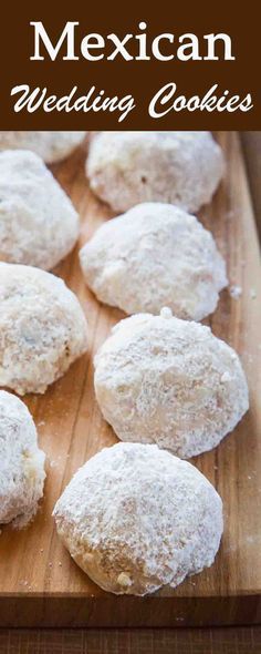 Crumbly, buttery, and nutty - Mexican Wedding Cookies are irresistible. Also called Russian Tea Cakes. Make with pecans, walnuts, almonds, or any other nut. Mexican Baking, Epiphany Cake, Cookie Delight, Russian Teacakes, Mexican Wedding Cookies Recipes, Famous Cookies, Wedding Cookies Recipe, Russian Tea Cakes, Mousse Au Chocolat Torte