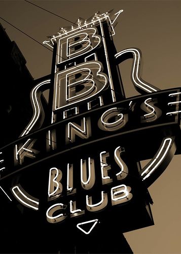 Beale Street Memphis, Bb King, Beale Street, Blues Musicians, Vintage Neon Signs, Memphis Tennessee, Jazz Club, Rock N’roll, I'm With The Band