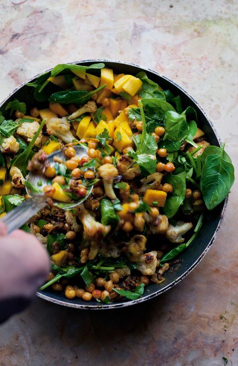 Ottolenghi Salad, Curried Chickpea Salad, Alphonso Mango, Yotam Ottolenghi Recipes, Chickpea Salad Recipe, Ottolenghi Recipes, Easy Salad, Best Cookbooks, Fried Cauliflower